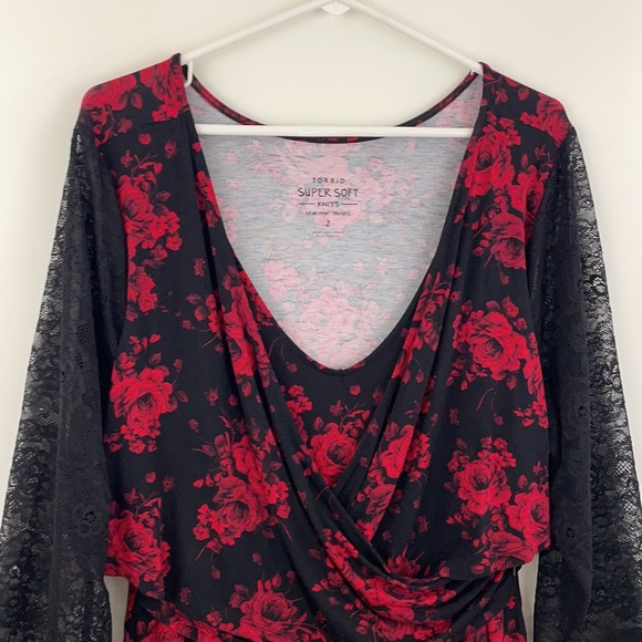 Torrid Super Soft Black Roses Lace Surplice Midi Top - Picture 9 of 15